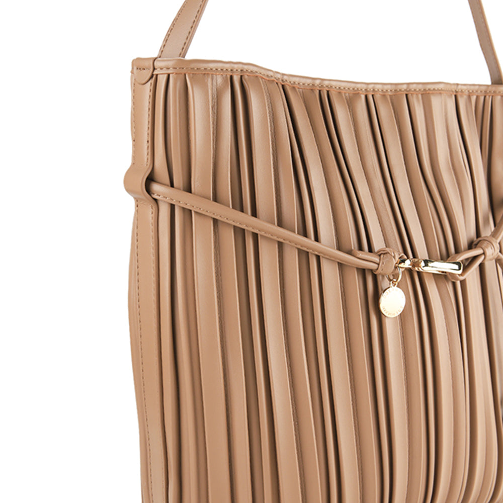 Bett Hobo Bag